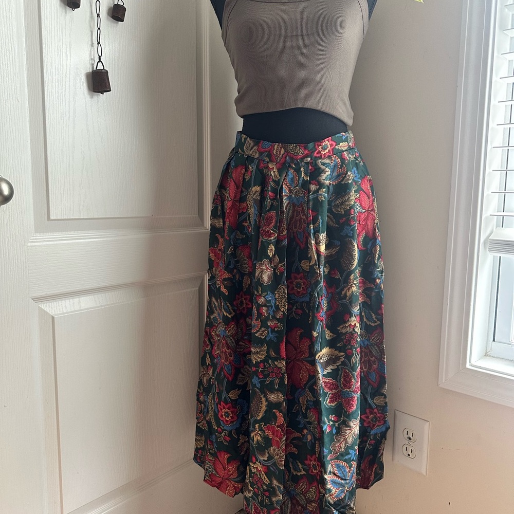 Worthington High Low Skirt - Red and Green Floral